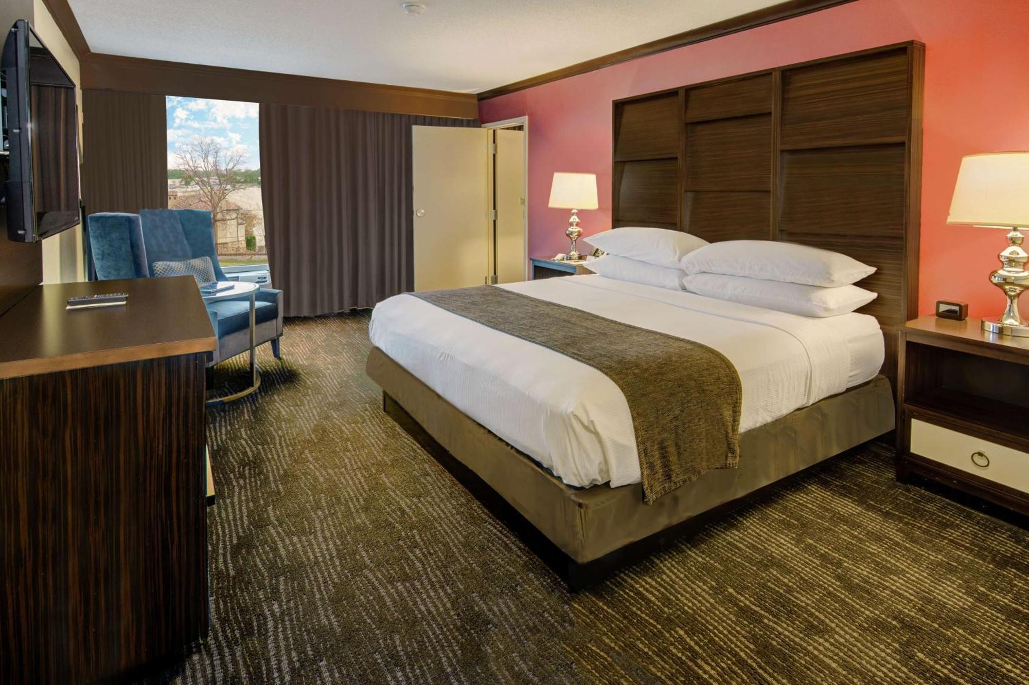 Doubletree By Hilton Decatur Riverfront Esterno foto