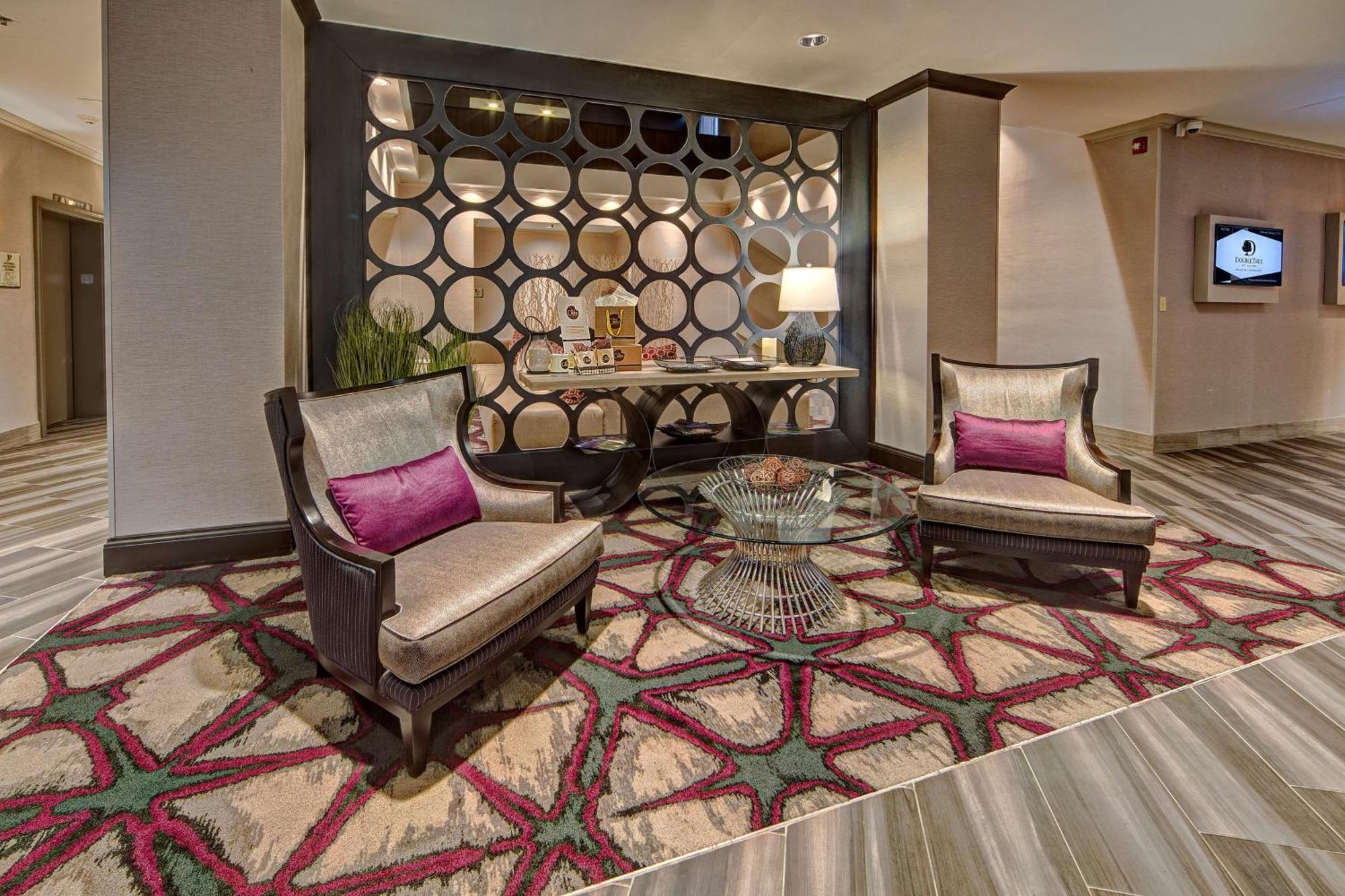 Doubletree By Hilton Decatur Riverfront Esterno foto