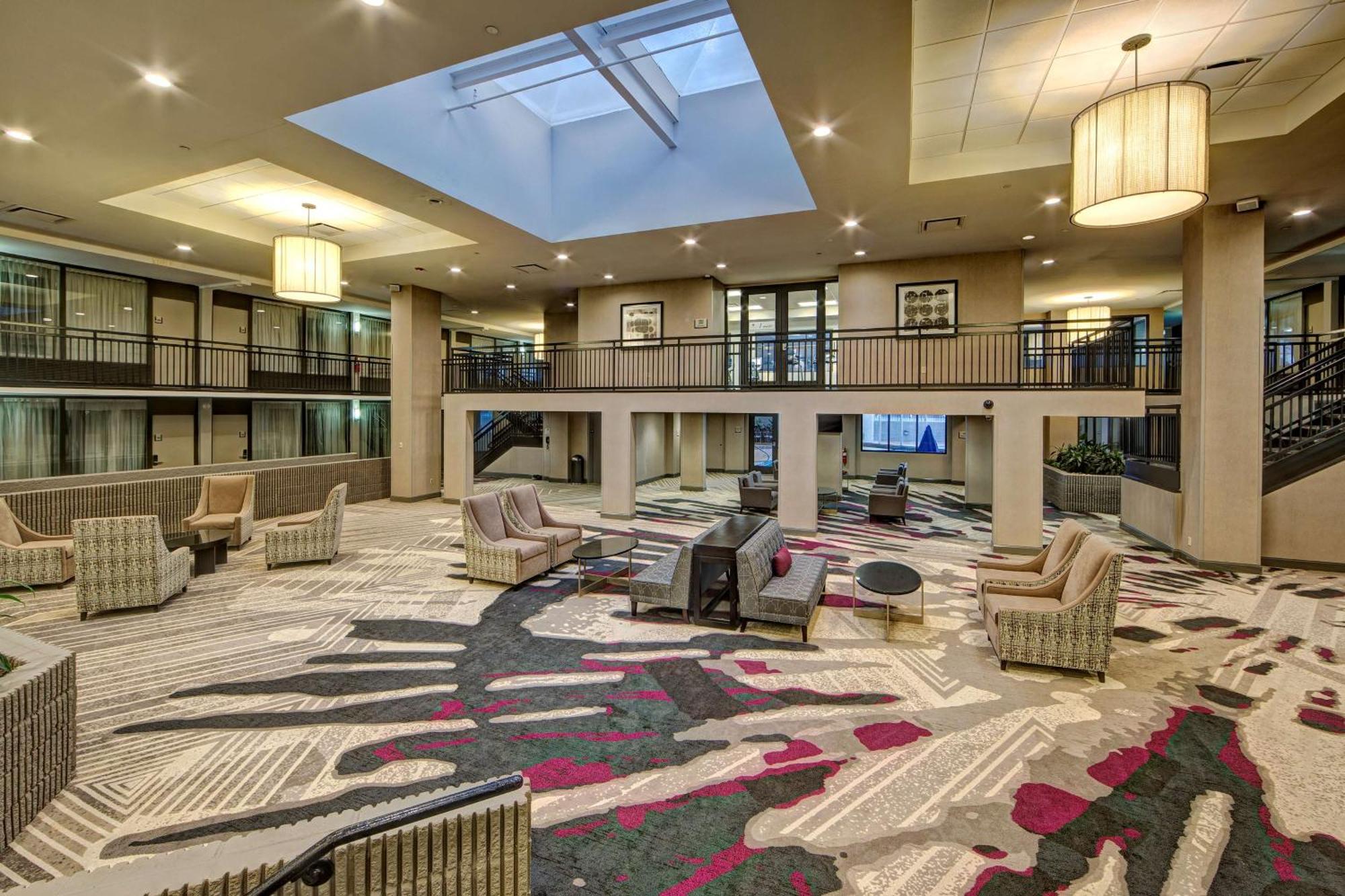 Doubletree By Hilton Decatur Riverfront Esterno foto